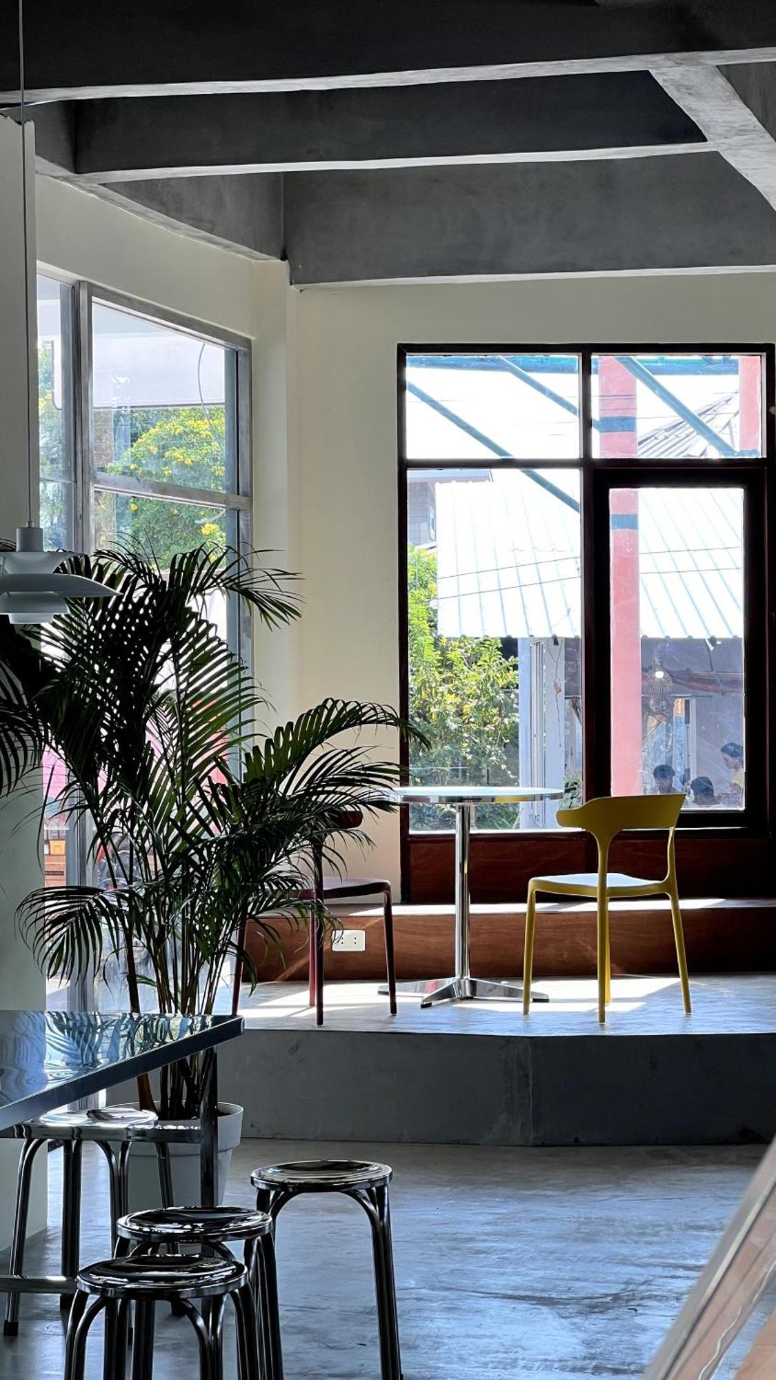 Centerpoint Hotel & Plaza Thong Sala Extérieur photo